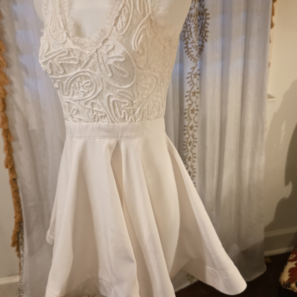 Luxxel Ivory Lace Mini Dress
